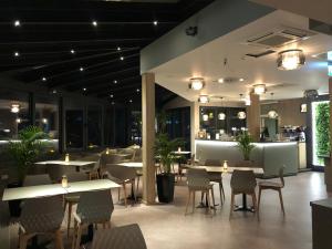 Restaurace v ubytování Hét Vezér Apartmanhotel