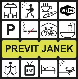 un ensemble de signaux de stationnement pour la cour de l'avent dans l'établissement Previt Janek, à Rokytnice nad Jizerou