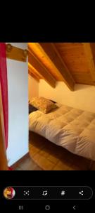 a bedroom with two beds in a room at B&B Casa Ori 2 in Miroglio