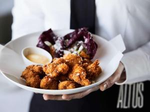 酒店内部或周边提供的食物