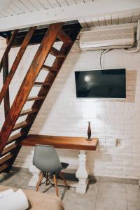 TV a/nebo společenská místnost v ubytování Hotel Las Liebres