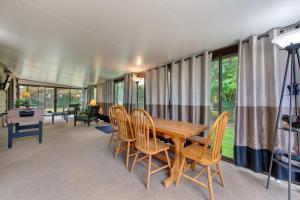 Galeriebild der Unterkunft Friendly Bear Two in Sevierville + 20 Fotos