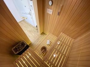Ένα μπάνιο στο Villa Pauline FeWo4 - Balkon, eigene Sauna +16 φωτογραφίες