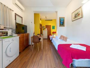 Posteľ alebo postele v izbe v ubytovaní Apartments Studio Dubrovnik Beach Area