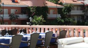 Een balkon of terras bij Ölüdeniz Turquoise Hotel - All Inclusive