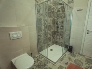 Koupelna v ubytování APARTMANI INFINITY