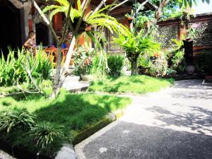 Zahrada ubytování Tunjung Guest House