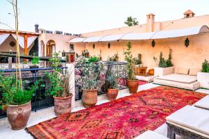 Bazén v ubytování Riad Nouceiba Marrakech nebo v jeho okolí