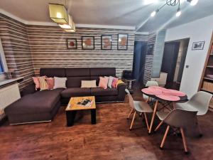 Posedenie v ubytovaní Apartament W SERCU USTRONIA
