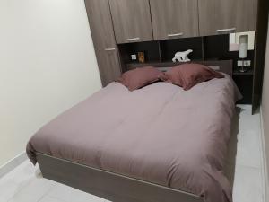 Un pat sau paturi într-o cameră la villa pura vida