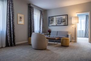Posezení v ubytování Radisson Blu Hotel Schwarzer Bock Wiesbaden