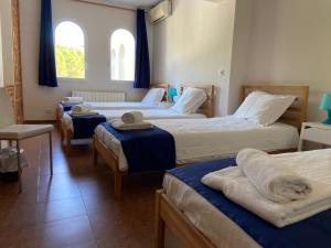 Postel nebo postele na pokoji v ubytování Villa Altea 2 pools - 24 persons + 17 fotografií