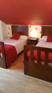 Un pat sau paturi într-o cameră la Cubelas Porto do Son