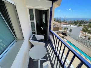 Balkon lub taras w obiekcie Luxury Villa Morelli with seaview & heated pool