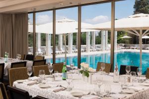 Ресторант или друго място за хранене в Leonardo Plaza Hotel Jerusalem 