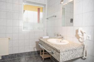 Ein Badezimmer in der Unterkunft Zillertal Appartements