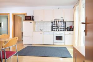 Küche/Küchenzeile in der Unterkunft Zillertal Appartements