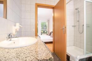 Ein Badezimmer in der Unterkunft Zillertal Appartements