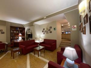 Gallery image of Hotel Posta in Palermo