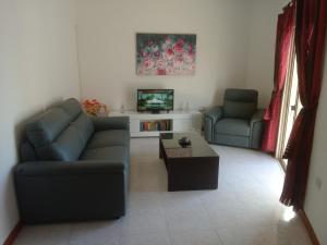 Imagem da galeria de Hideaway Flats em Xlendi