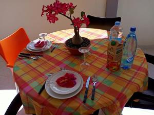Nápoje v ubytování Paradis Caché - Confort Terrasse - Kybo Karaib Location - pkg - Mtgne