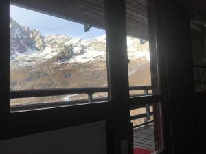 Výhľad na hory alebo výhľad na hory priamo z apartmánu