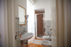 Koupelna v ubytování B&B del Duomo