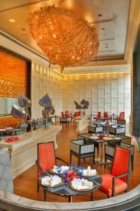 Posezení v ubytování Radisson Blu Hotel Guwahati