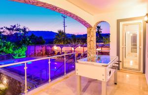 Fotografie z fotogalerie ubytování Royal Blue Patara - Villa Bellevue v destinaci Karadere + 37 fotografií