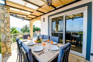 Fotografie z fotogalerie ubytování Royal Blue Patara - Villa Bellevue v destinaci Karadere