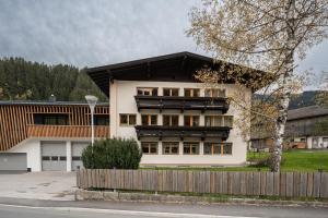 Budynek, w którym mieści się apartament