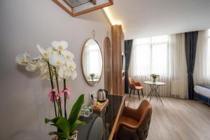 Ein Sitzbereich in der Unterkunft Seyithan Palace Spa Hotel