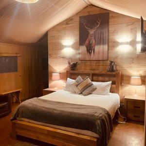 En eller flere senger på et rom på Te Mata Views Resort