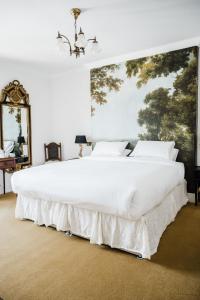 Ένα ή περισσότερα κρεβάτια σε δωμάτιο στο The Crooked Swan