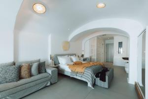 Uma área de estar em Mykonos Blanc - Preferred Hotels & Resorts