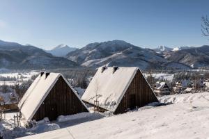 Widok na góry z tego domu wakacyjnego