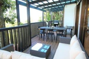 A balcony or terrace at オザッキー大室高原4丁目