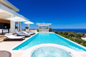 Πισίνα στο ή κοντά στο Villa Idylle