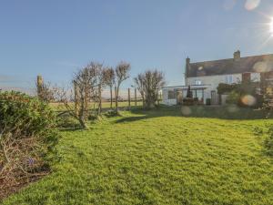 Aed väljaspool majutusasutust Voebroch