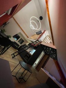 Fotografie z fotogalerie ubytování Gite Spa L'Atelier Emile - Spa Privatif - 5 min COLMAR v destinaci Sainte-Croix-en-Plaine