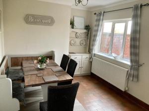 Billede fra billedgalleriet på Glenbrae House 3 bedrooms near Nantwich with countryside views on private driveway i Nantwich