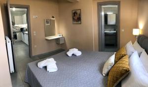 A bathroom at Strelitzia Apartments Még 25 kép
