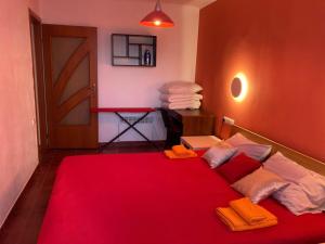 En eller flere senge i et værelse på Apartament Bazyla