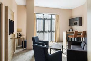 TV a/nebo společenská místnost v ubytování Radisson Serviced Apartments Antananarivo City Centre