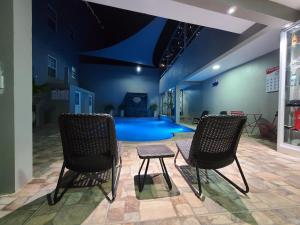 Bazén v ubytování Hotel Real de Lua nebo v jeho okolí