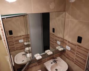 Et badeværelse på Blue Coast Lima Prívate Rooms