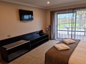 Gallery image of Paroa Hotel in Greymouth