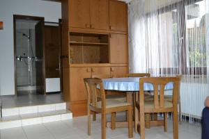 Kuchyň nebo kuchyňský kout v ubytování Ferienwohnung BackHaus