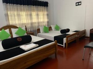 Letto o letti in una camera di Sobha Holiday Home
