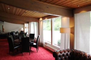 Posezení v ubytování Støren Hotel